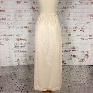 Vintage Beige Wonder Maid Non Cling Maxi Slip